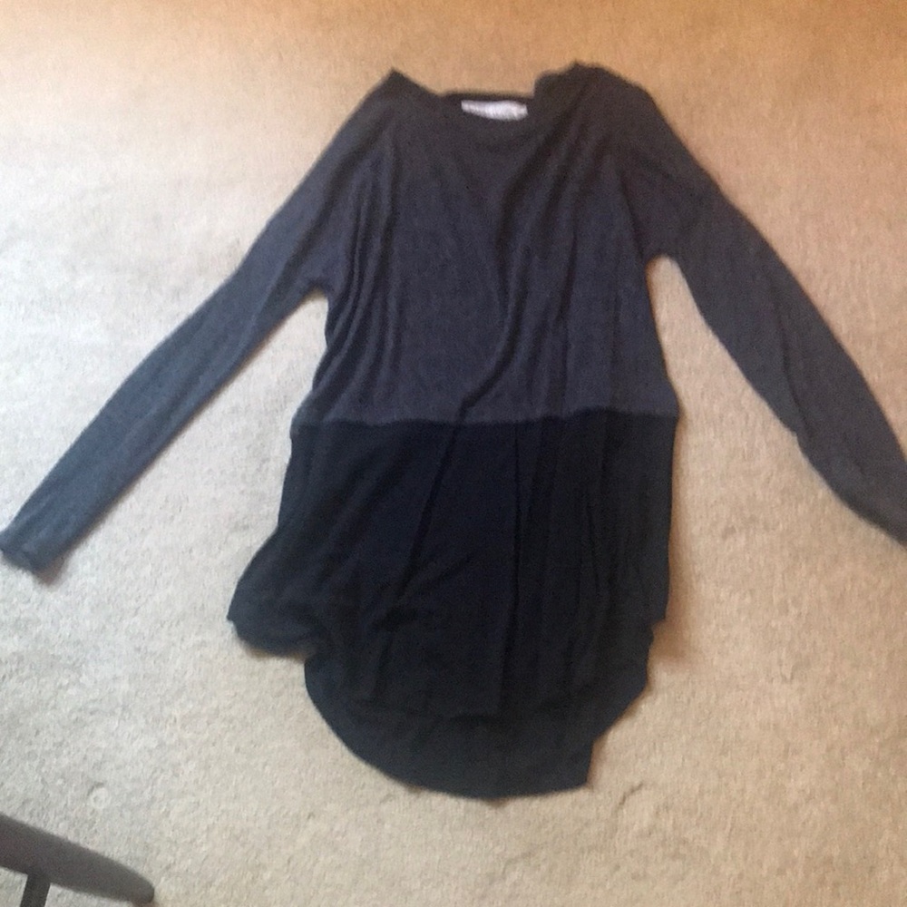 GYPSY WARRIOR SIZE SMALL EUC TUNIC TOP.